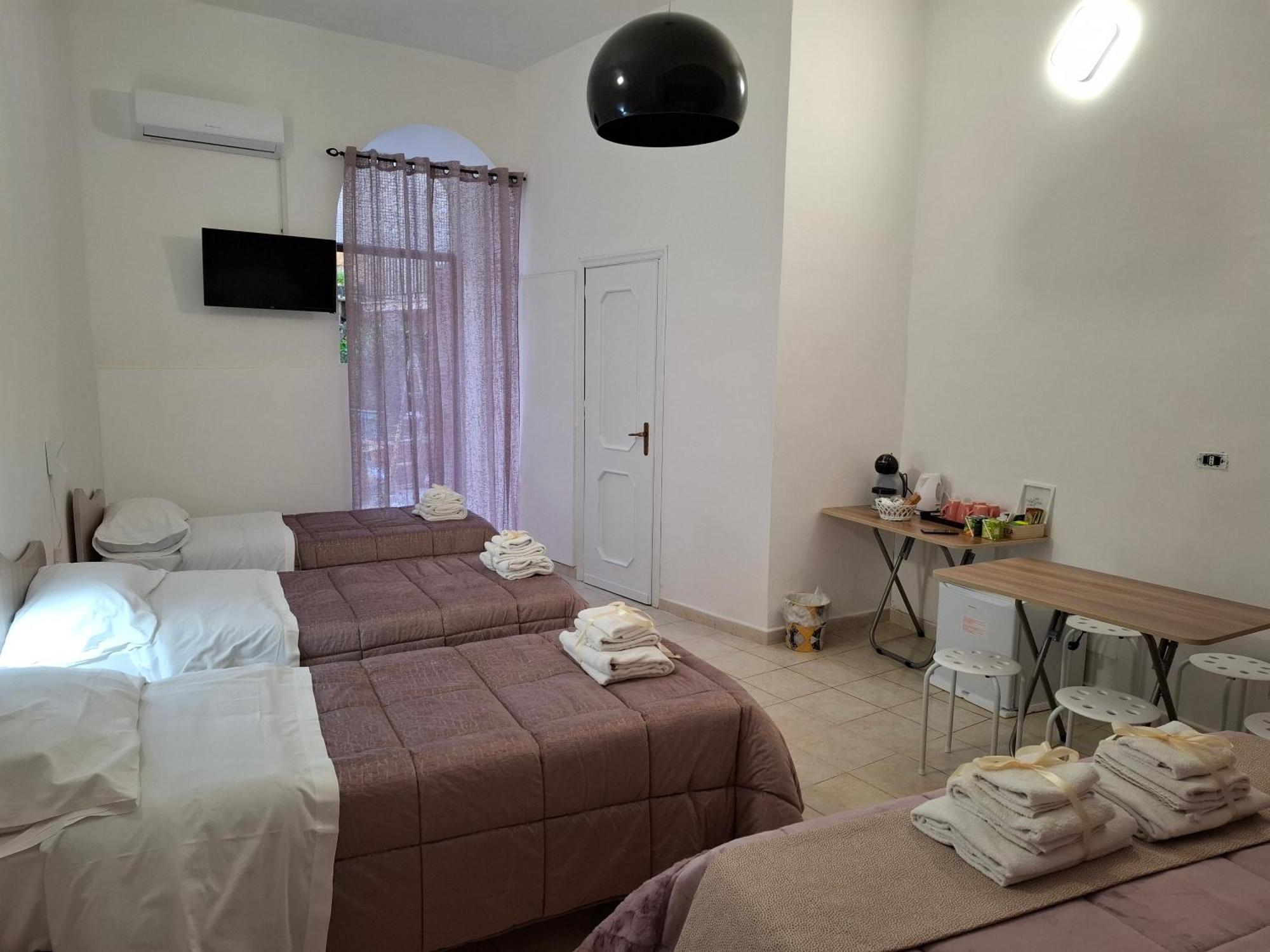 B&B Le Lumie "Il Cortiletto Del Centro" Agrigento Kültér fotó