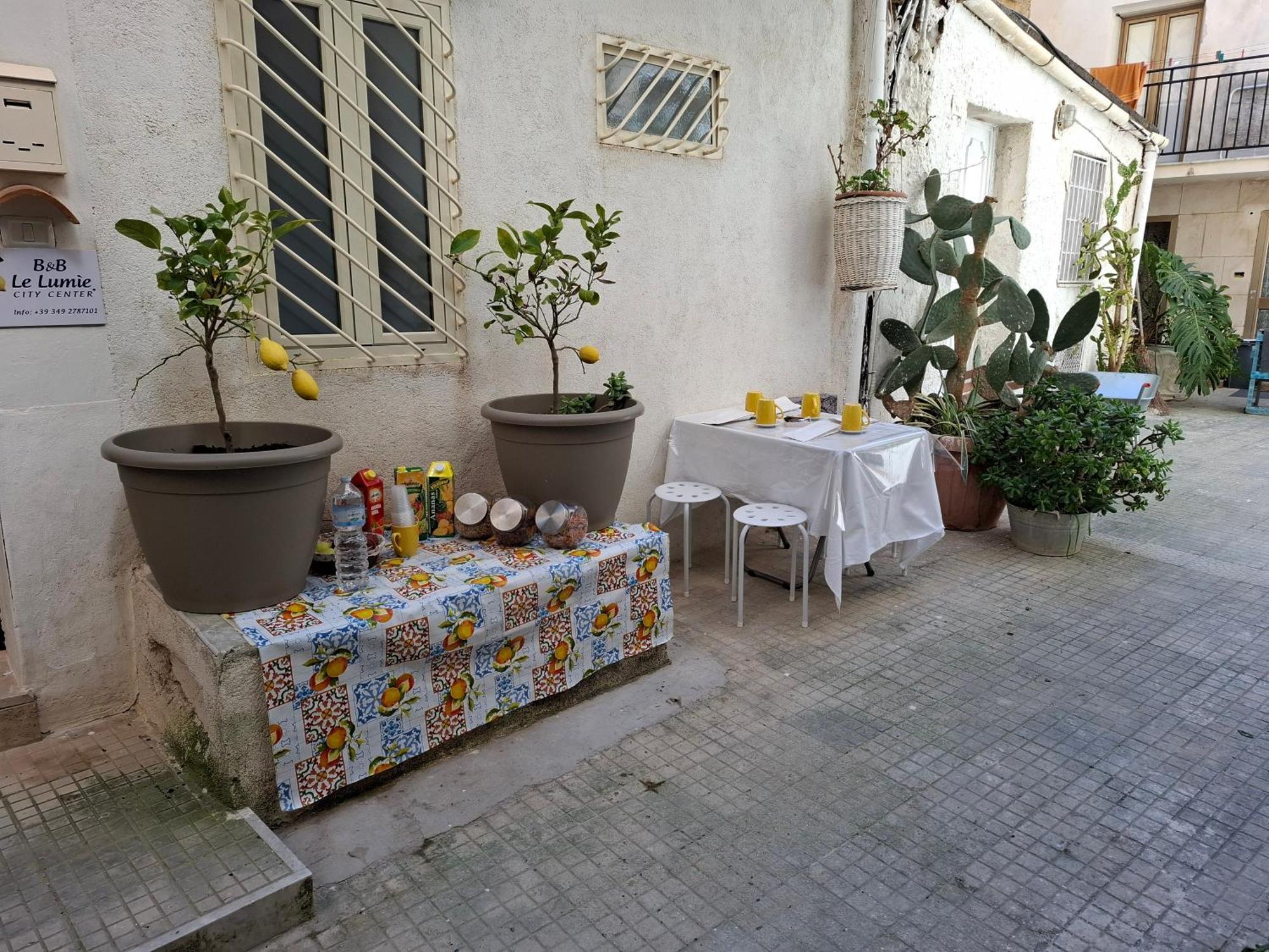 B&B Le Lumie "Il Cortiletto Del Centro" Agrigento Kültér fotó