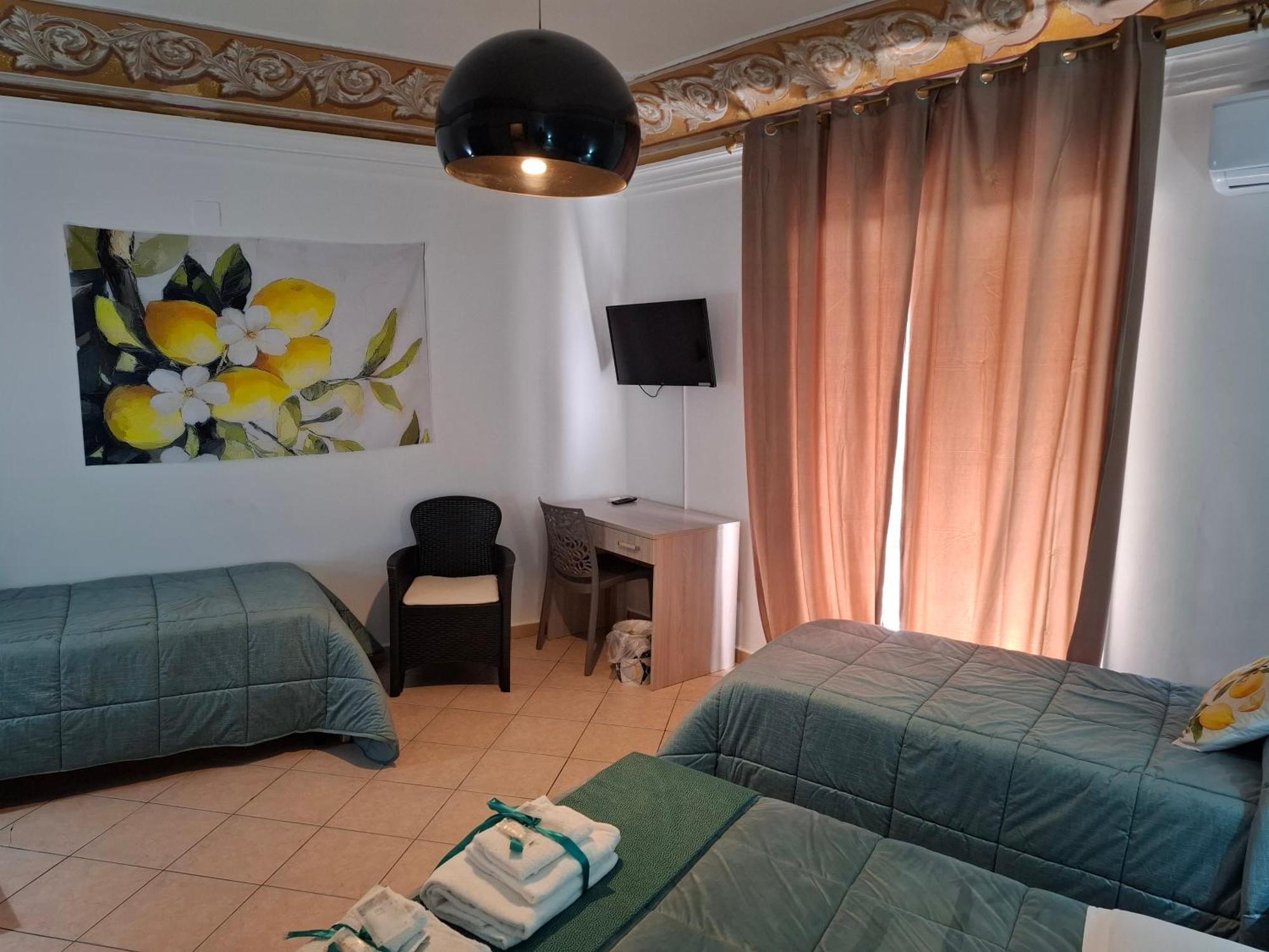 B&B Le Lumie "Il Cortiletto Del Centro" Agrigento Kültér fotó